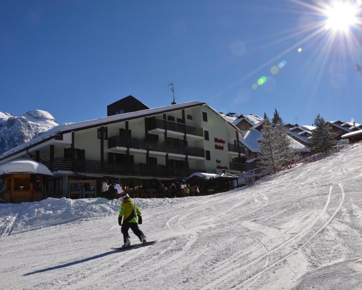 Hotel Alaska