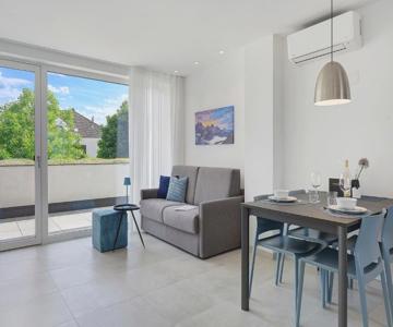 Apartments Curti - Himmelblau