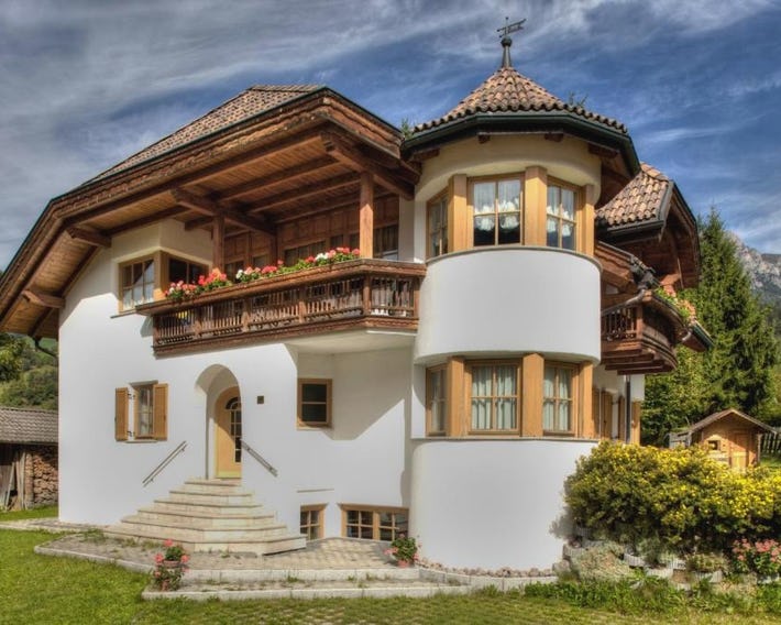 Alexander Mountain-Lodge