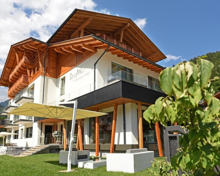 Dolomeet Boutique Hotel