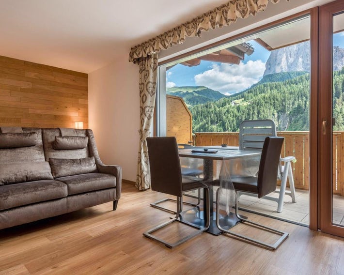 Garni Hotel Gardena App Dolomites 3