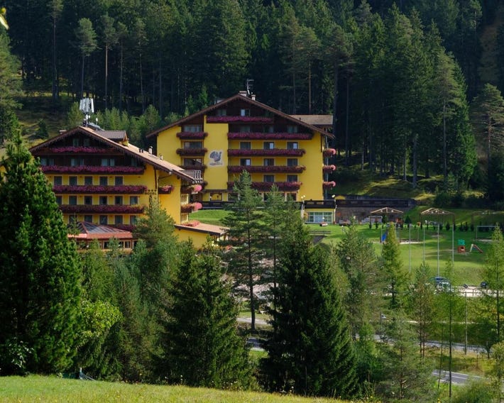 Hotel Shandranj