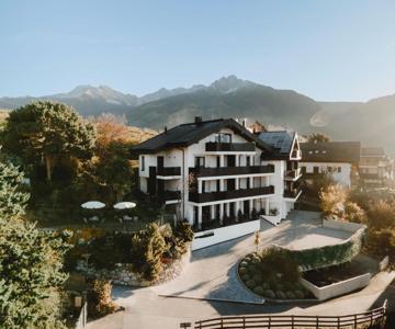 Stricker Aparthotel