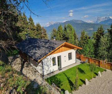 Alone in Chalet with view on Dolomites
