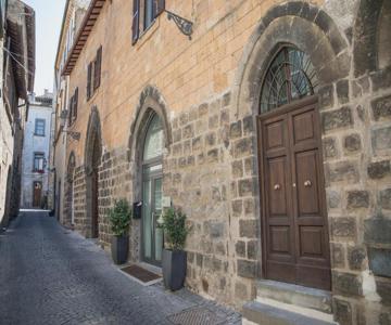 La Luna Sopra Orvieto