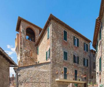 Alla Rocca del Lago Dimore