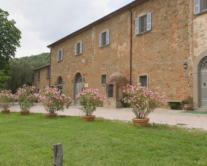 Antico Casale di Montegualandro & Spa