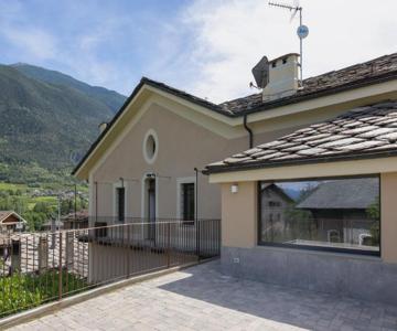 Manor House