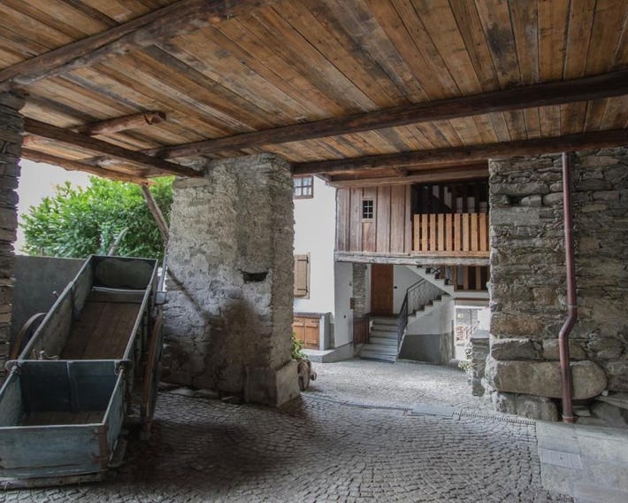Maison De Meuny