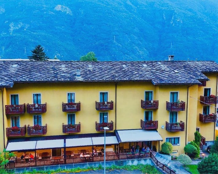 Crabun Hotel