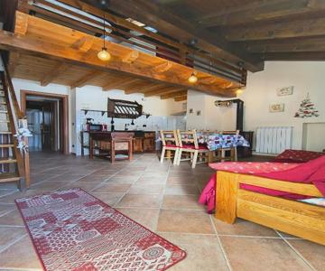Petit Royal - Maisons de Charme Valle d'Aosta - Appartamento per 6 persone - con Balcone, Giardino e