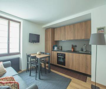 Joivy Warm Flat For 4, With Parking In Courmayeur