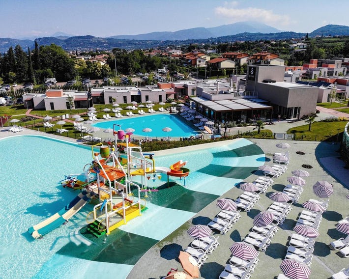 Sisan Family Resort