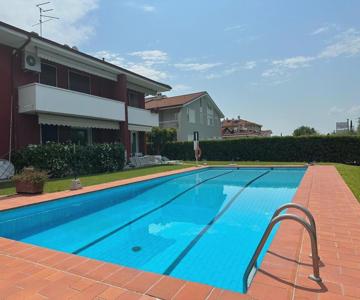 Bardolino Lake Apartments