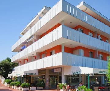 Apartment Cavallino-2 by Interhome