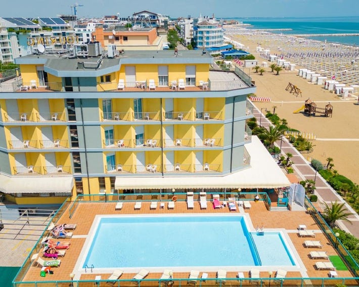 Hotel Touring