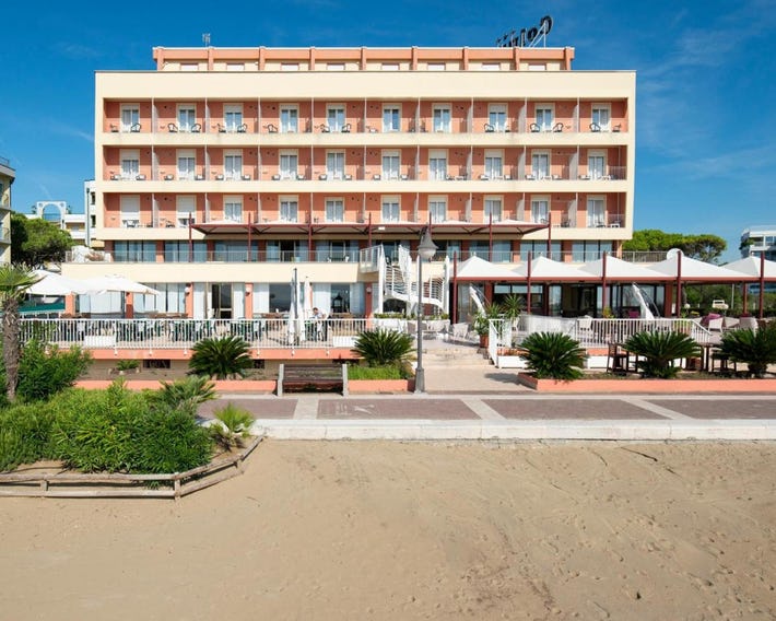 Hotel Columbus