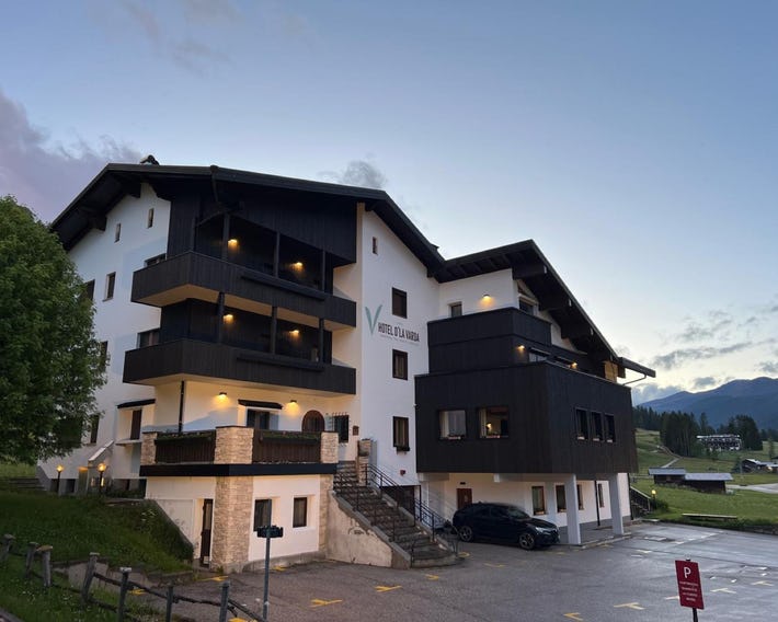 Hotel D'La Varda