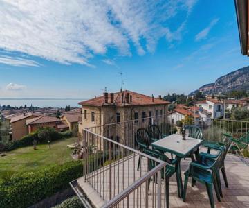 Terrazza Di Garda - Regarda Travel