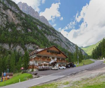 Albergo Ristorante Baita Dovich