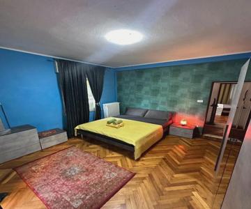 Elegant Coco stay- 10 min to Venice