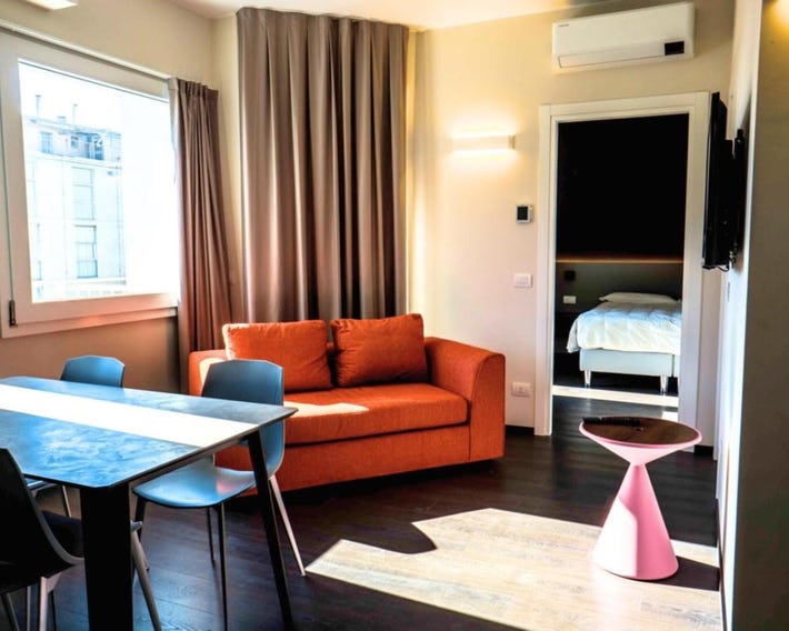 Venice Terminal Apartments & Suites