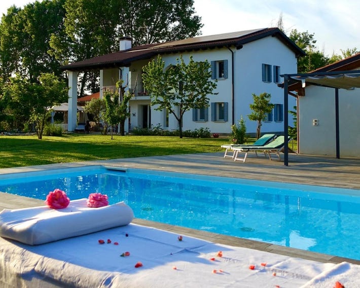 Pool & Garden Villa Lelia