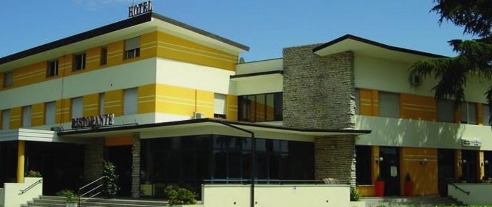 Hotel Mirella e Ristorante Bar Don Bacco