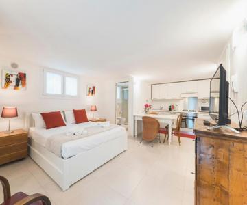 Sweet Studio IN GIARDINO