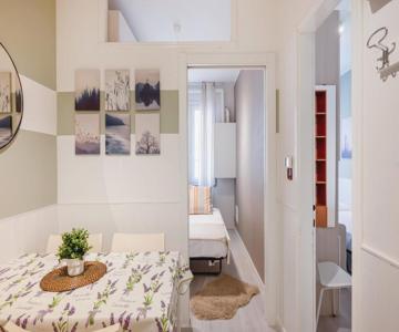 GuestHost - Essential Apartment a 5 min da Piazza dei Signori