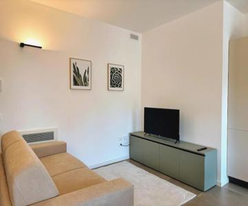 3 Are Apartment