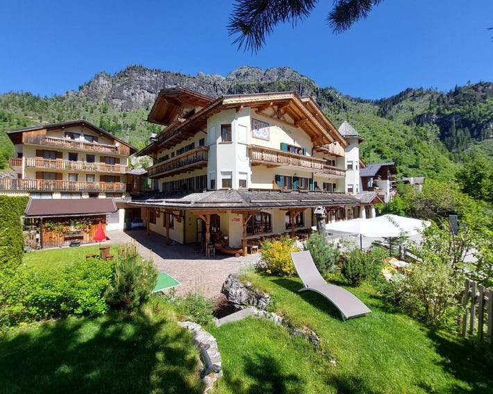Pineta Pastry Hotel