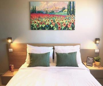 Green Suite 88