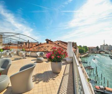 Venetian Palace R&R