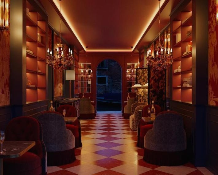 Eight Venezia