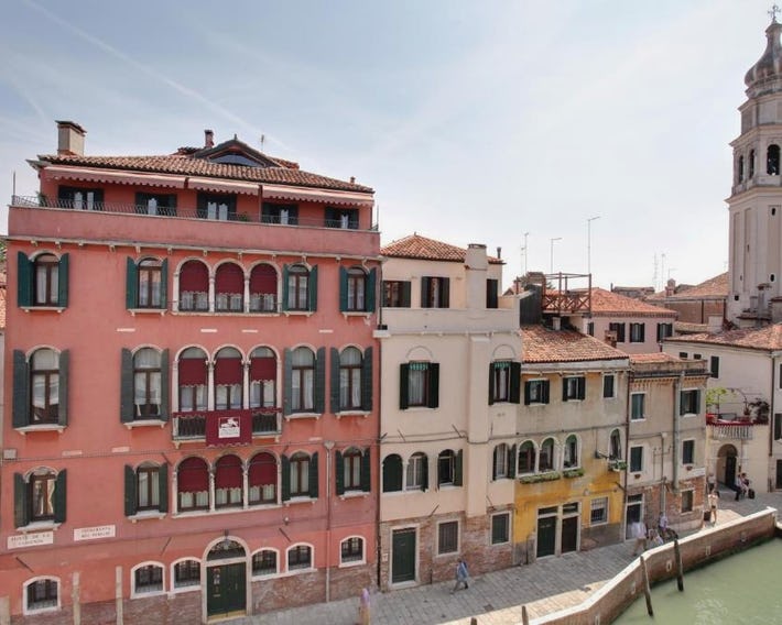 Palazzo Schiavoni Residenza d'epoca & Suite-Apartments