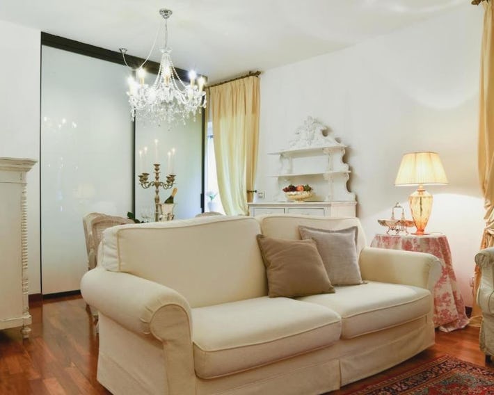 Emily Luxury Apartment