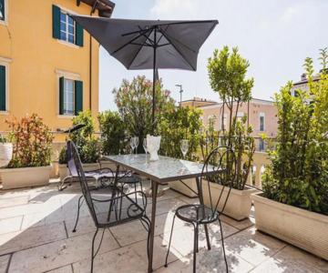 Juliet's Green Terrace [FREE PARK]