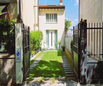 Chalet Deluxe, Villa Joy Verona, Private Chalet with Garden near City Center, Family Friendly, Indep