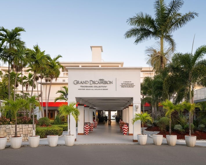 Grand Decameron Montego Beach, A Trademark All Inclusive