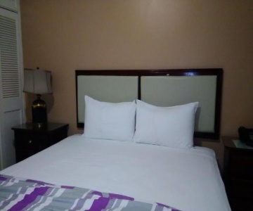 Glistening Waters Hotel