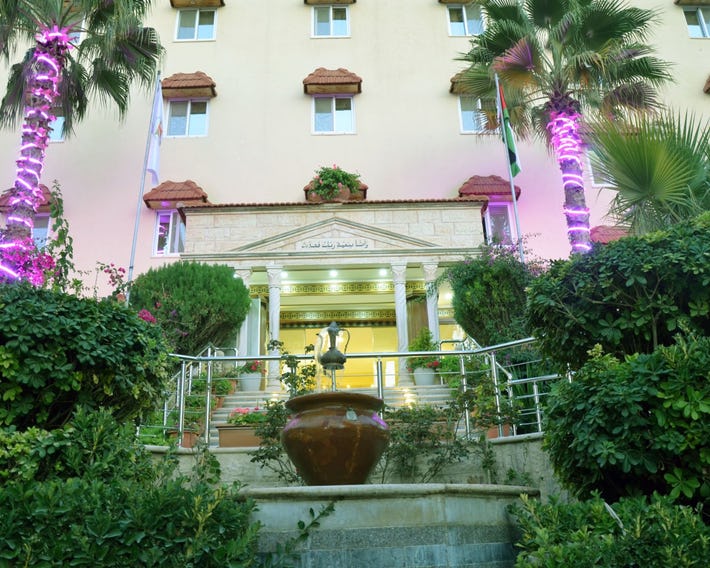 Amra Palace International Hotel