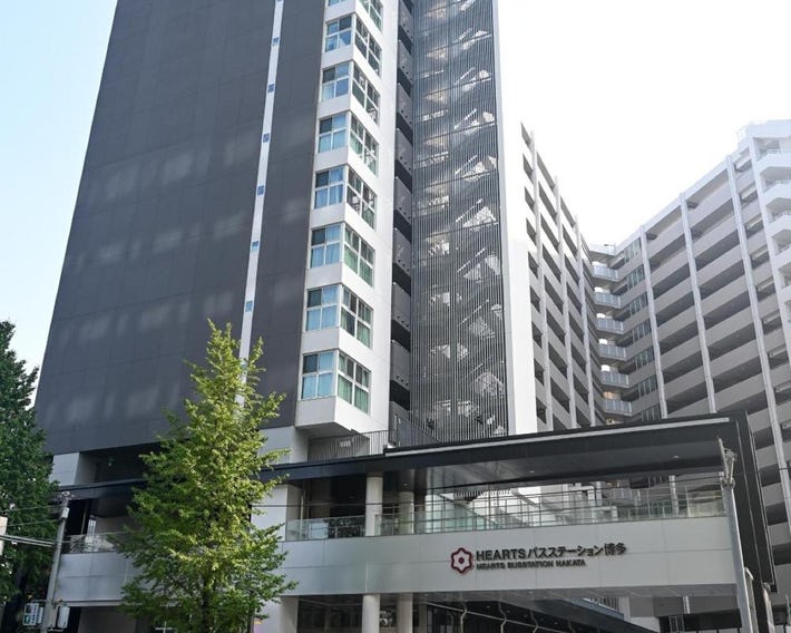 HEARTS Capsule Hotel & Spa HAKATA