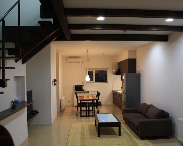 Tsuru Apartments