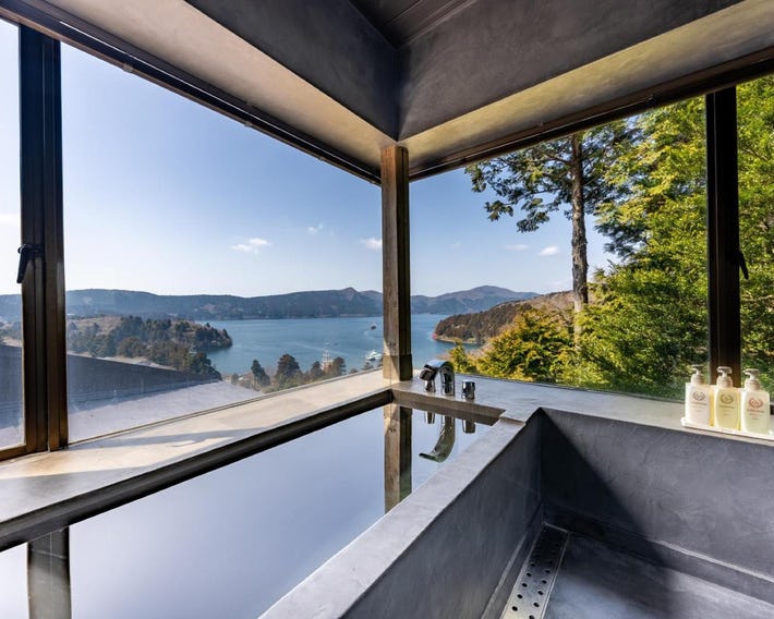 VILLA HAKONE湖空