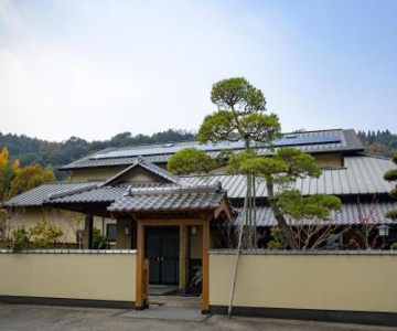 Mikuniya