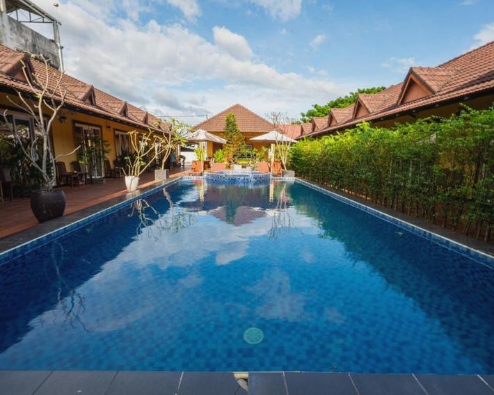 Hello Kampot Resort