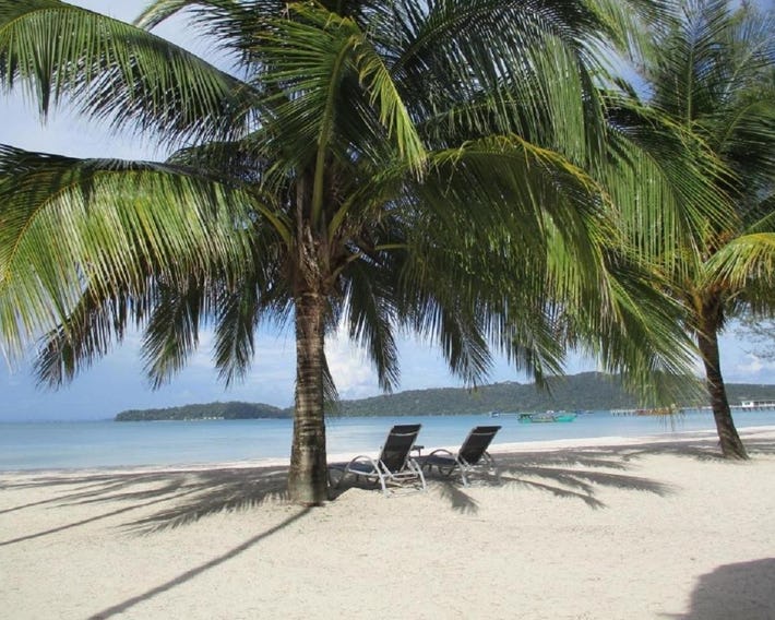 Saracen Bay Resort