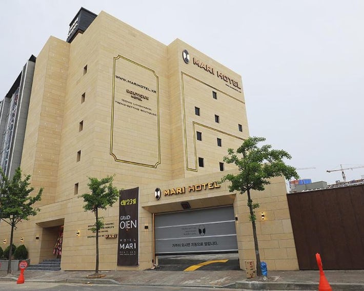 Mari Hotel