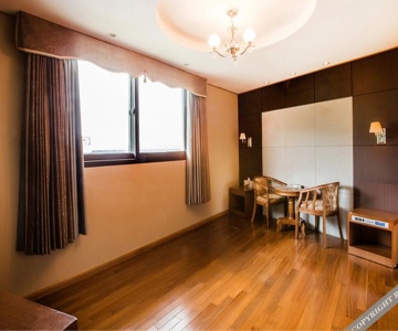 Duksan Oncheon Tower Hotel